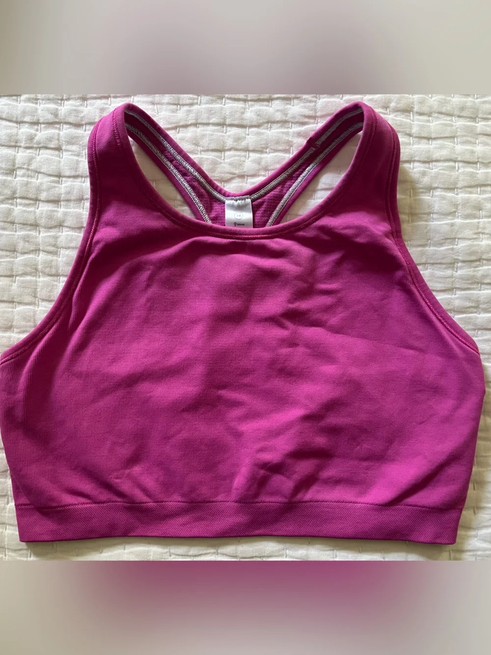Ivivva Girls' 14 Fuchsia sports bra jog athletic